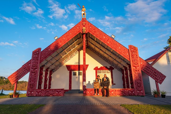 Immerse yourself in Māori culture as you explore the striking architecture and rich history of Mourea all while enjoying a unique journey in luxury 4WD through Rotorua's breathtaking landscapes.